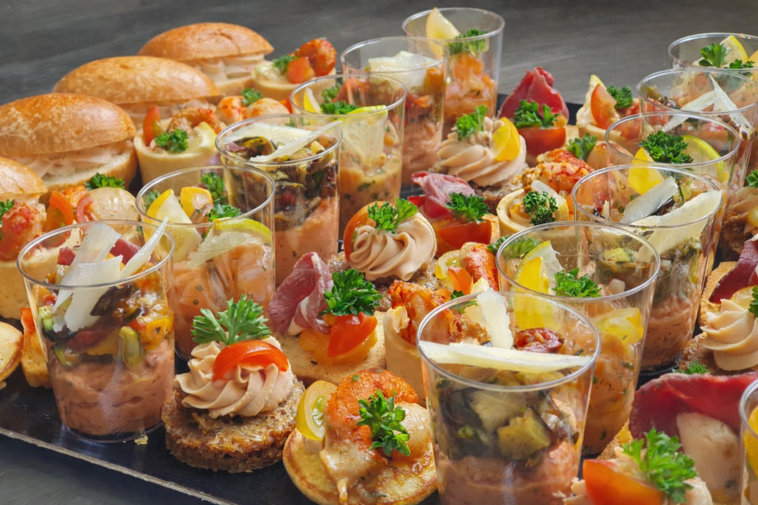 Plateaux repas traiteur Saint Quentin Fallavier